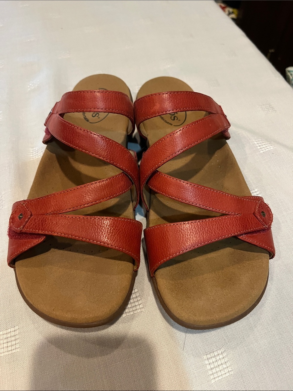 Taos Footwear Double U Red Leather Slide Sandals size 10 women’s - Picture 2 of 8